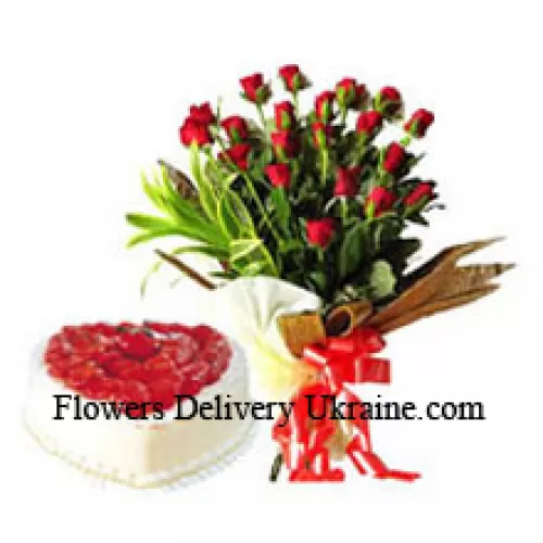 Bunch Of 25 Red Roses With 1 Kg Heart Shaped Pineapple Cake